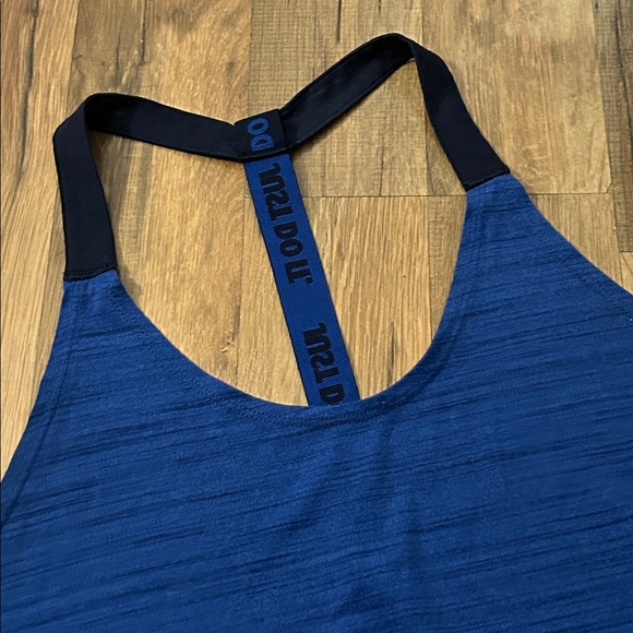 Womens Nike Dri-Fit Racerback Tank Top - Picture 2 of 15
